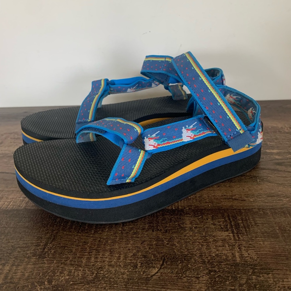 Teva Sz 10 Platform Universal Sandal Dark Blue Unicorn Print Hook & Loop